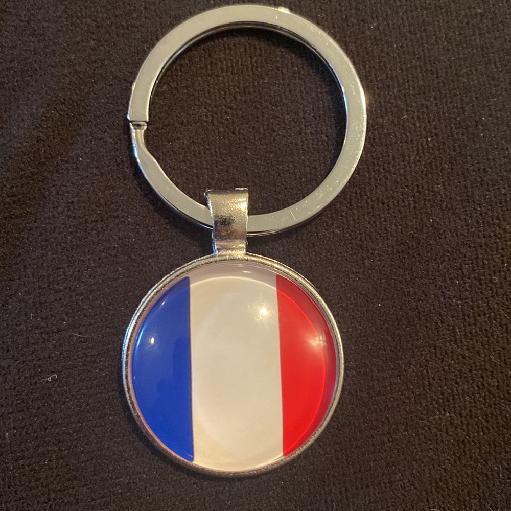 France flag keychain